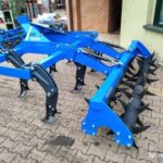 Pług dłutowy bezorkowy M-PIRAT z wałem podwójnym kolczatkowym - Gallery Image 1