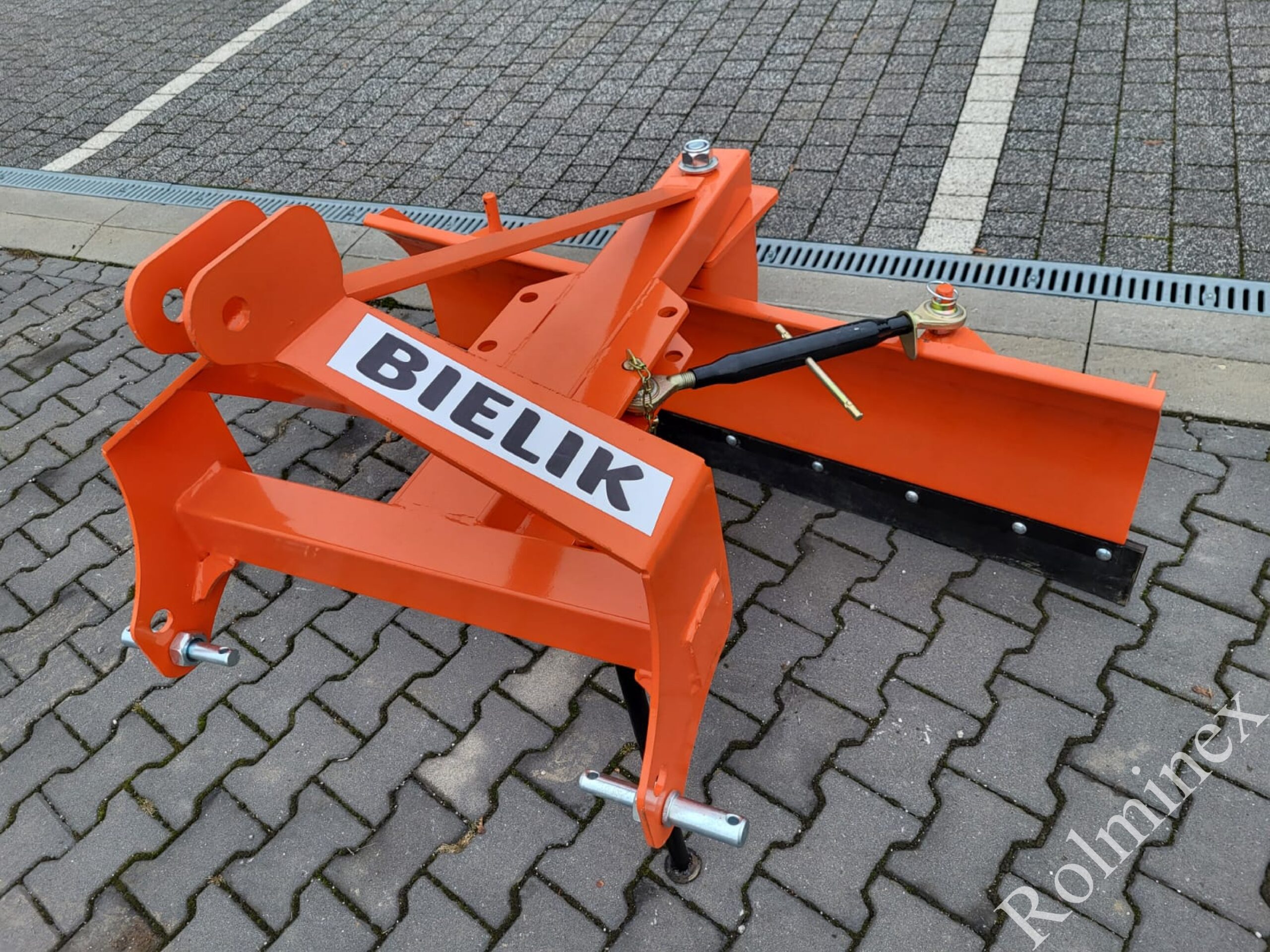 Pług do śniegu BIELIK obrotowy regulacja kąta łącznikiem rzymskim
