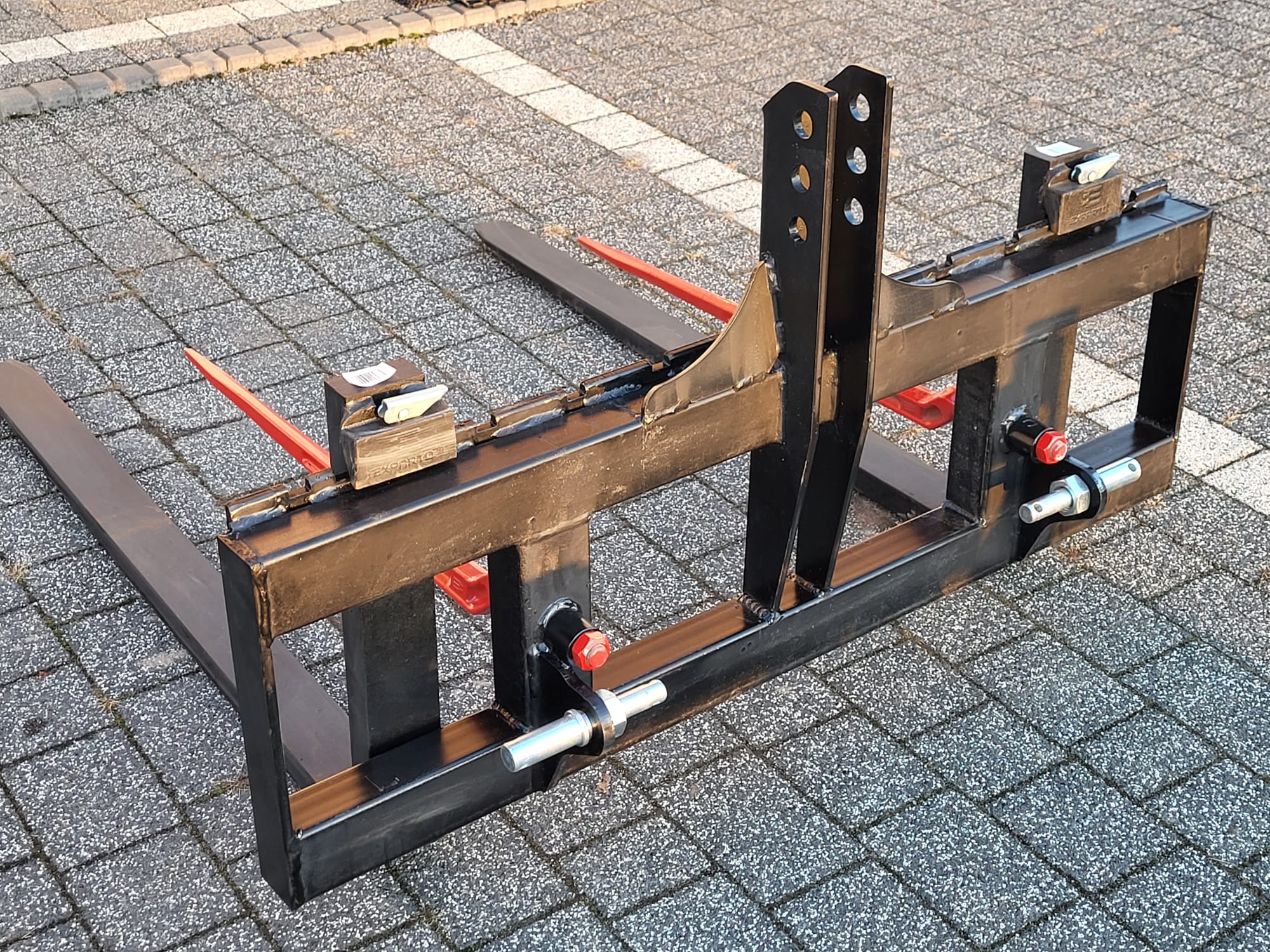 Paleciak TUZ z mocowaniem kategorii I i II